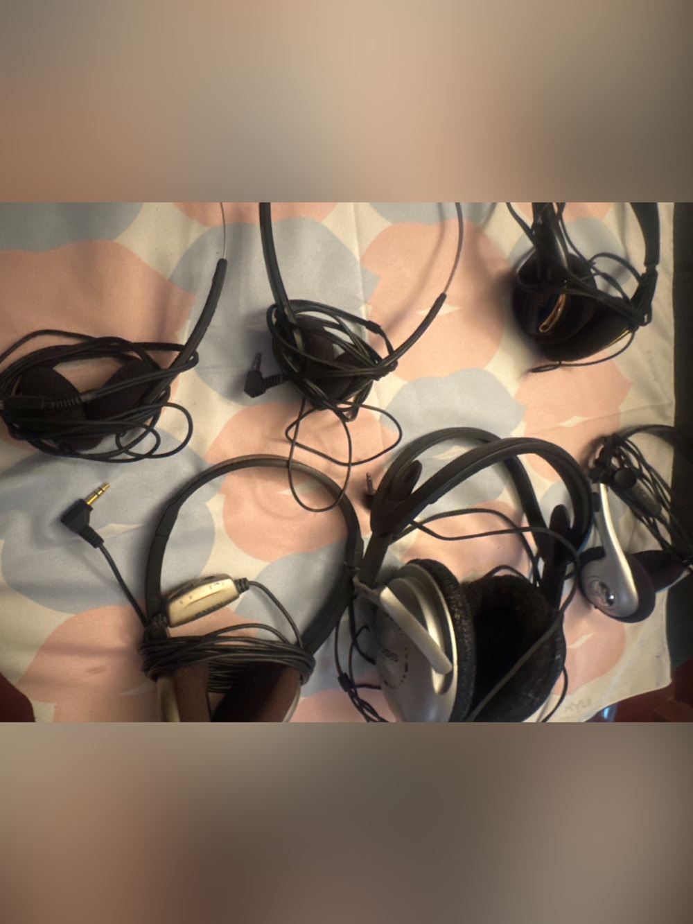 Vintage Y2K Headphone Lot: Sony, Aiwa, Koss, Jensen, NW Airlines Tech Props